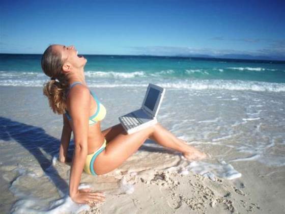 Netbook boom sparks change in PC marketing