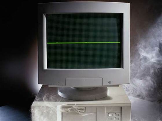 Web TV sparks bandwidth crisis fears