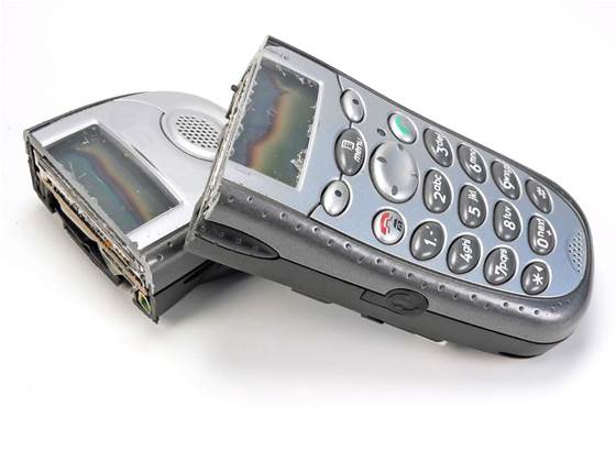 Telecom NZ hands out CDMA phones after 3G network failure