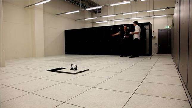Vocus pays $5.9m for E3 data centres