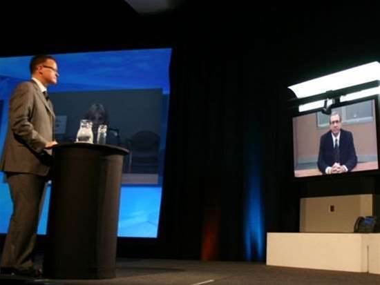 Telstra invites chokehold from enterprise customers