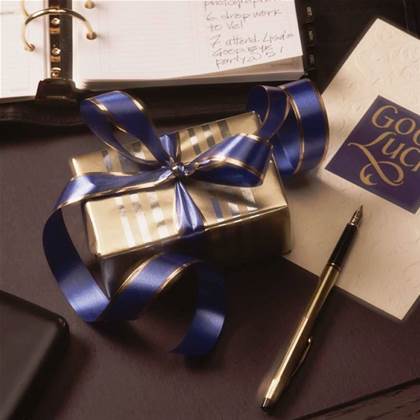 Spammers entice users with 'gift cards'