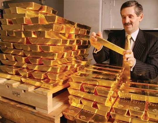 Gold bar sold at online auction for 1p