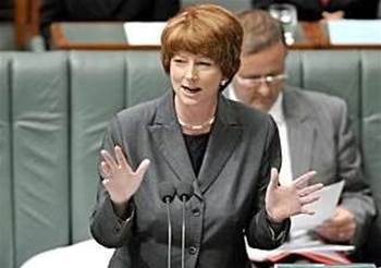 Gillard cautions against "savage" NBN cuts