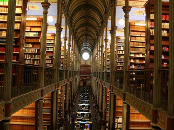 Amazon caves on book pricing