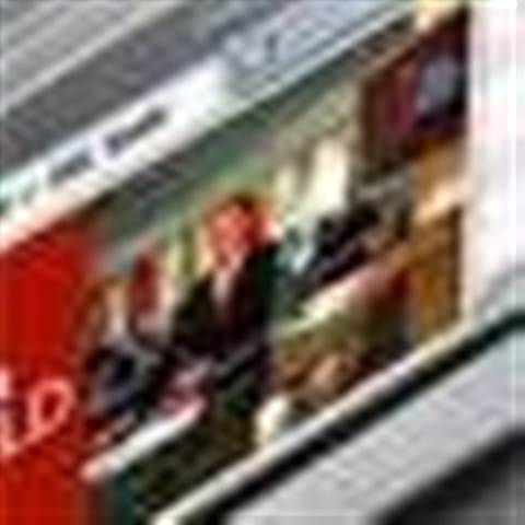 Coonan tells mobile providers "pull socks up"