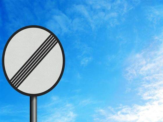 ISPs throw cold water on Conroy's 'uncapped' NBN
