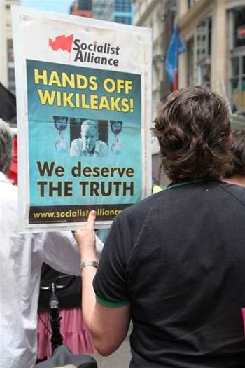 Protest: 500 rally for Wikileaks