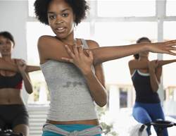 Suffer From Embarrassing Underboob Sweat? These Solutions Can Help.