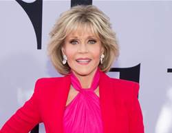 How Jane Fonda Looks So Young at 80