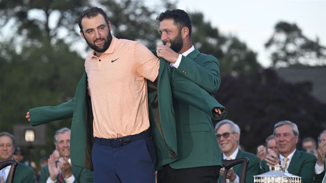 Caption this & WIN a dozen Callaway Chrome Tour balls