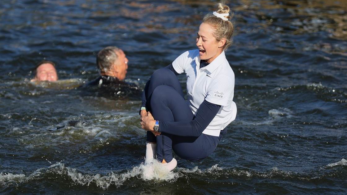 Caption this & WIN a dozen Callaway Chrome Tour balls