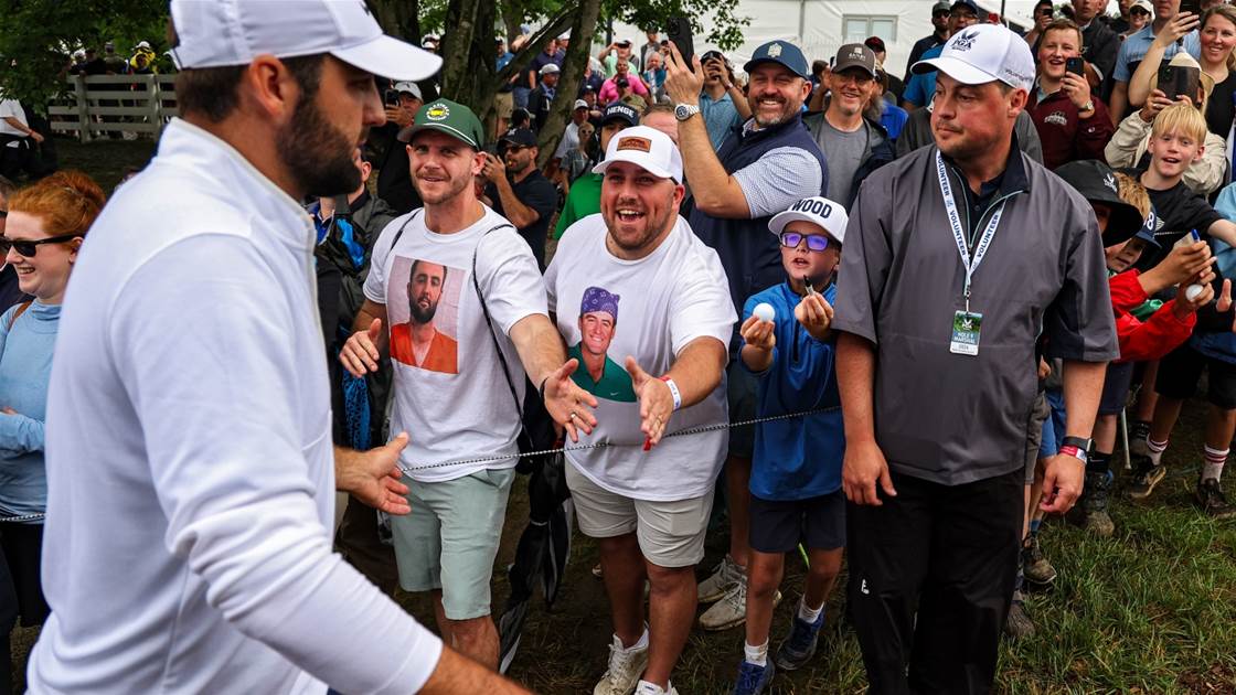 Caption this & WIN a dozen Callaway Chrome Tour balls