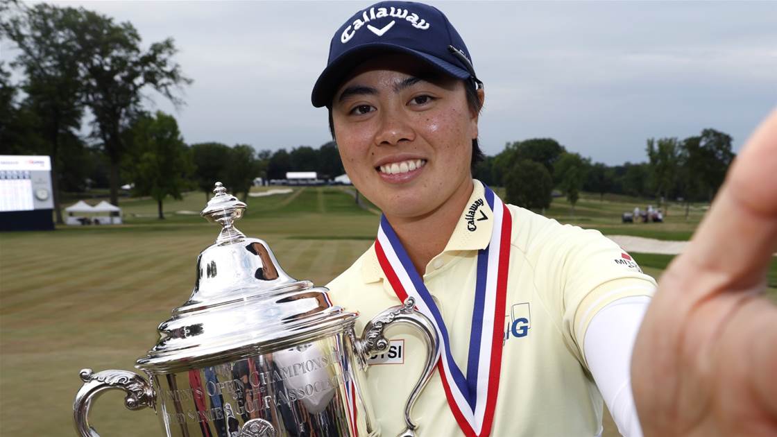 Caption this & WIN a dozen Callaway Chrome Tour balls