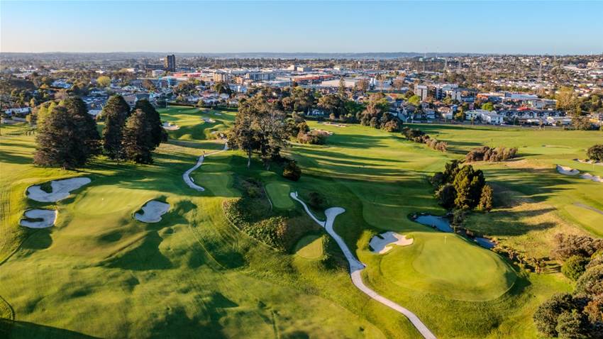 Review: Titirangi Golf Club Review: Titirangi Golf Club