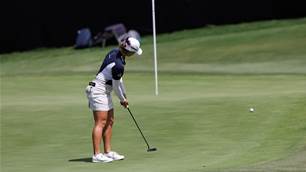 Tour Tip: Secret to putting on fast multi-tiered greens