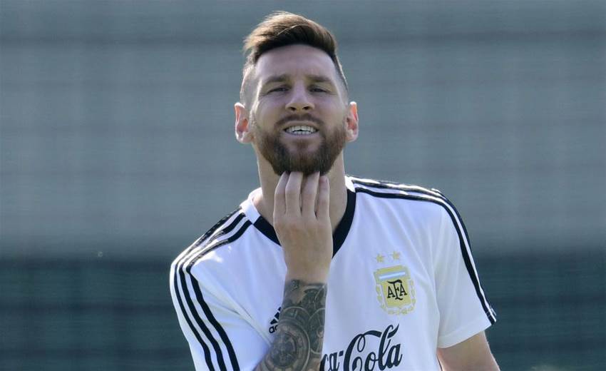 Messi graffiti painted in Kazan ahead of Argentina's arrival Messi graffiti painted in Kazan ahead of Argentina's arrival