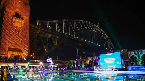 Gallery: Fans gather to watch Socceroos in Sydney