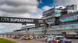 Pic gallery: Tailem Bend Supercars