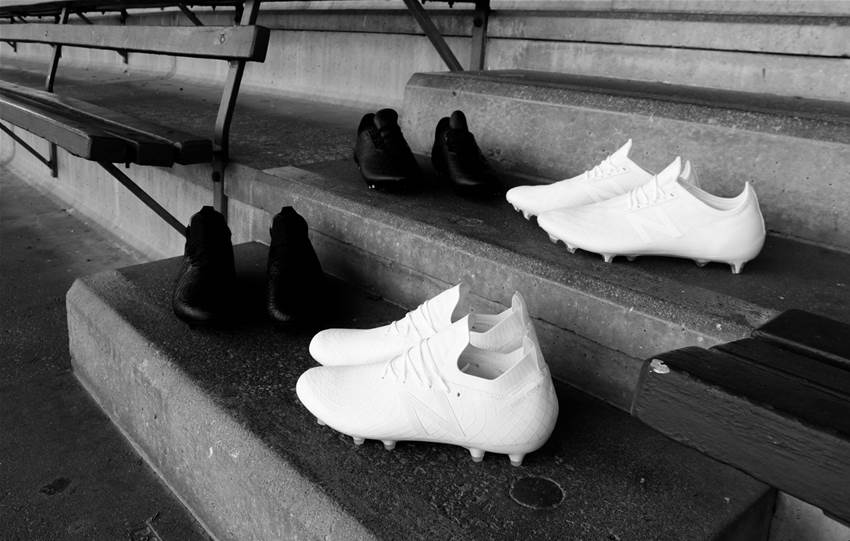 New Balance drop Limited Edition Black and White Pack New Balance drop Limited Edition Black and White Pack