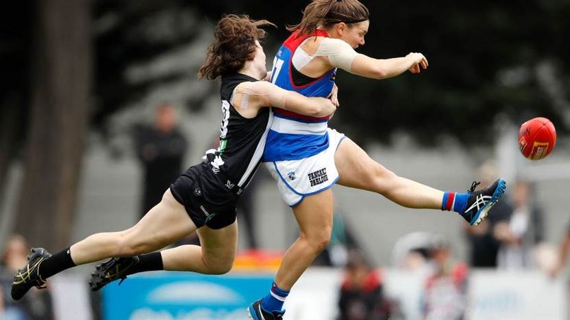 10 Best (and Worst) AFLW photos from Round 5