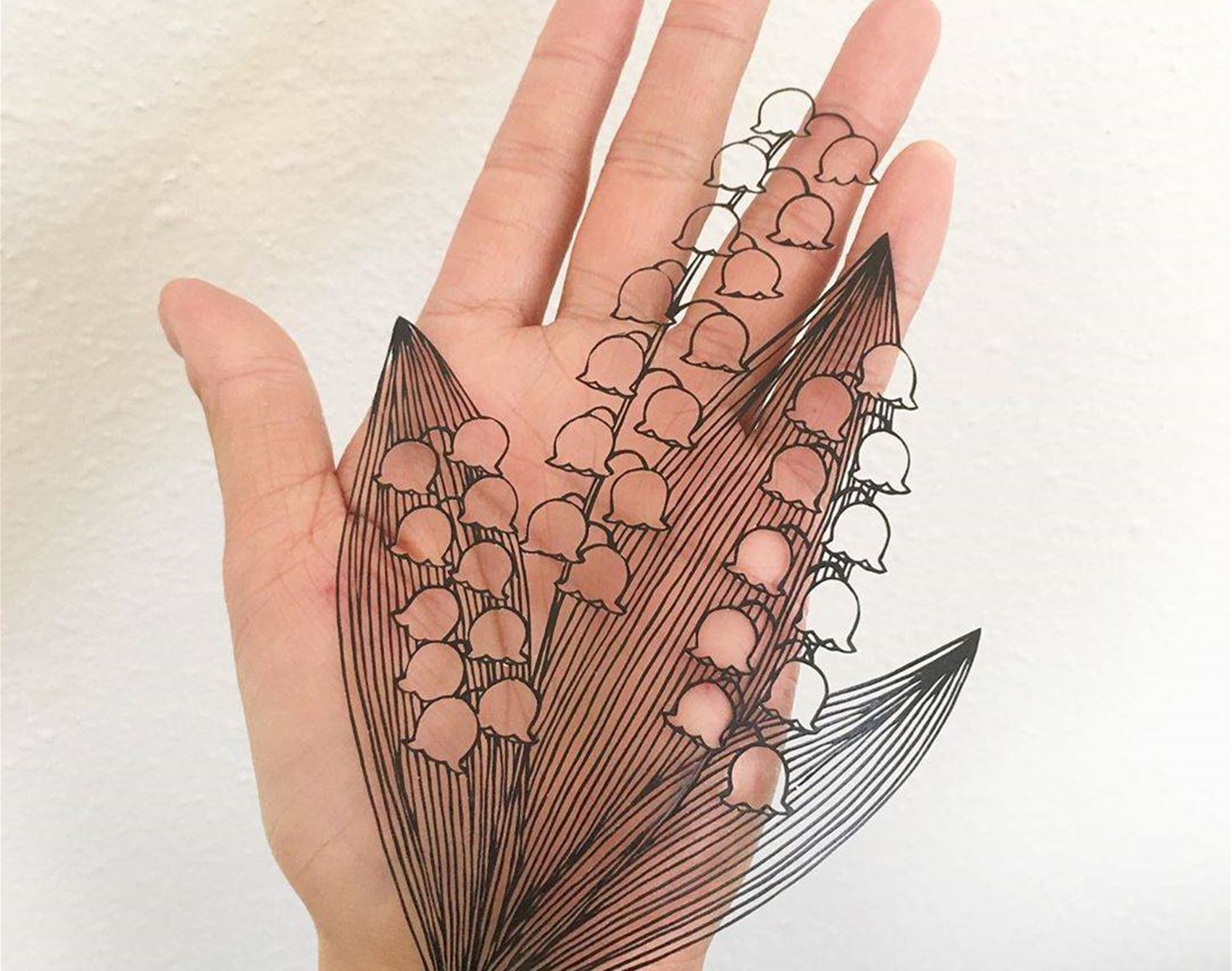 kanako abe’s poetic papercuts