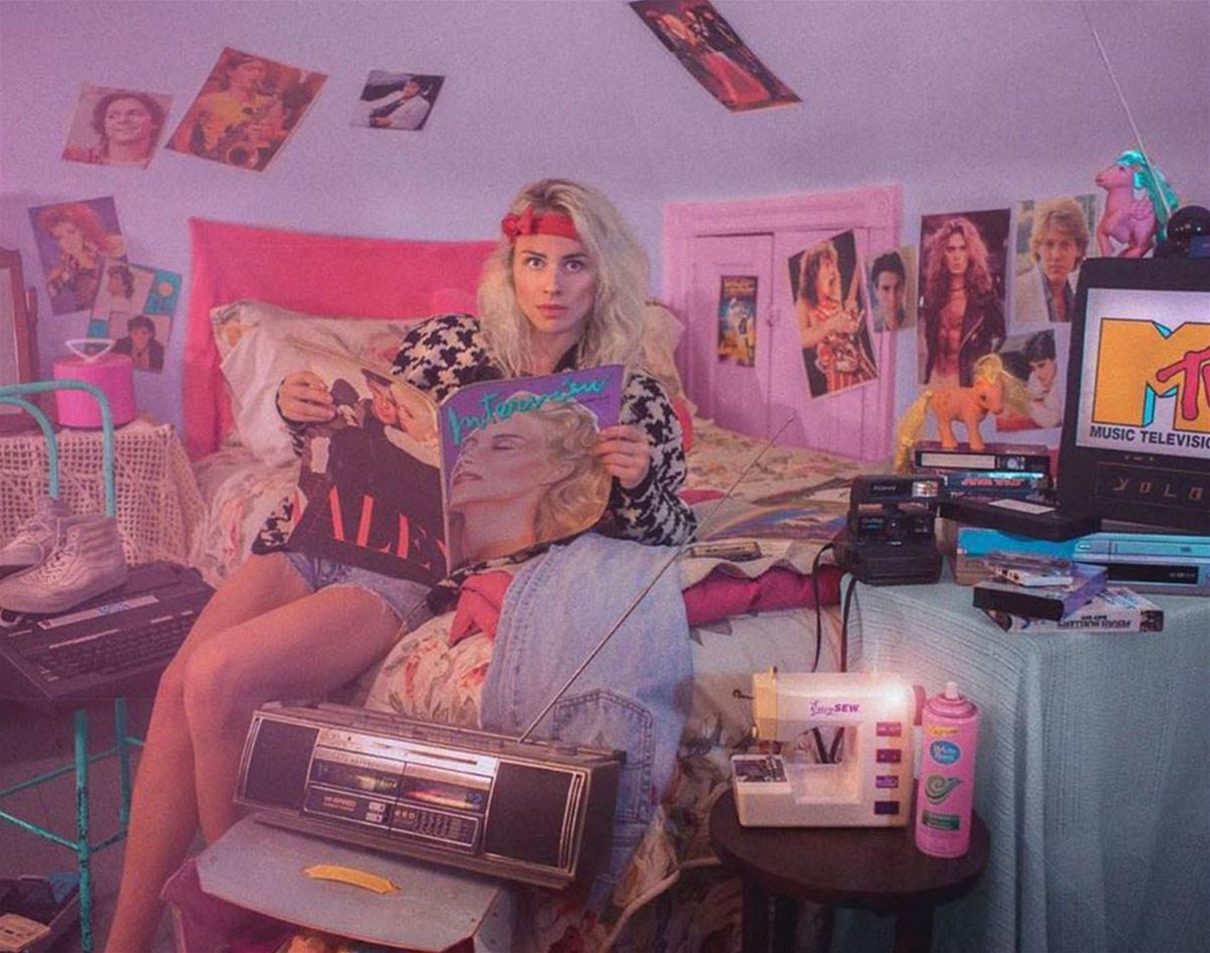 maris jones is a time-travelling video maker