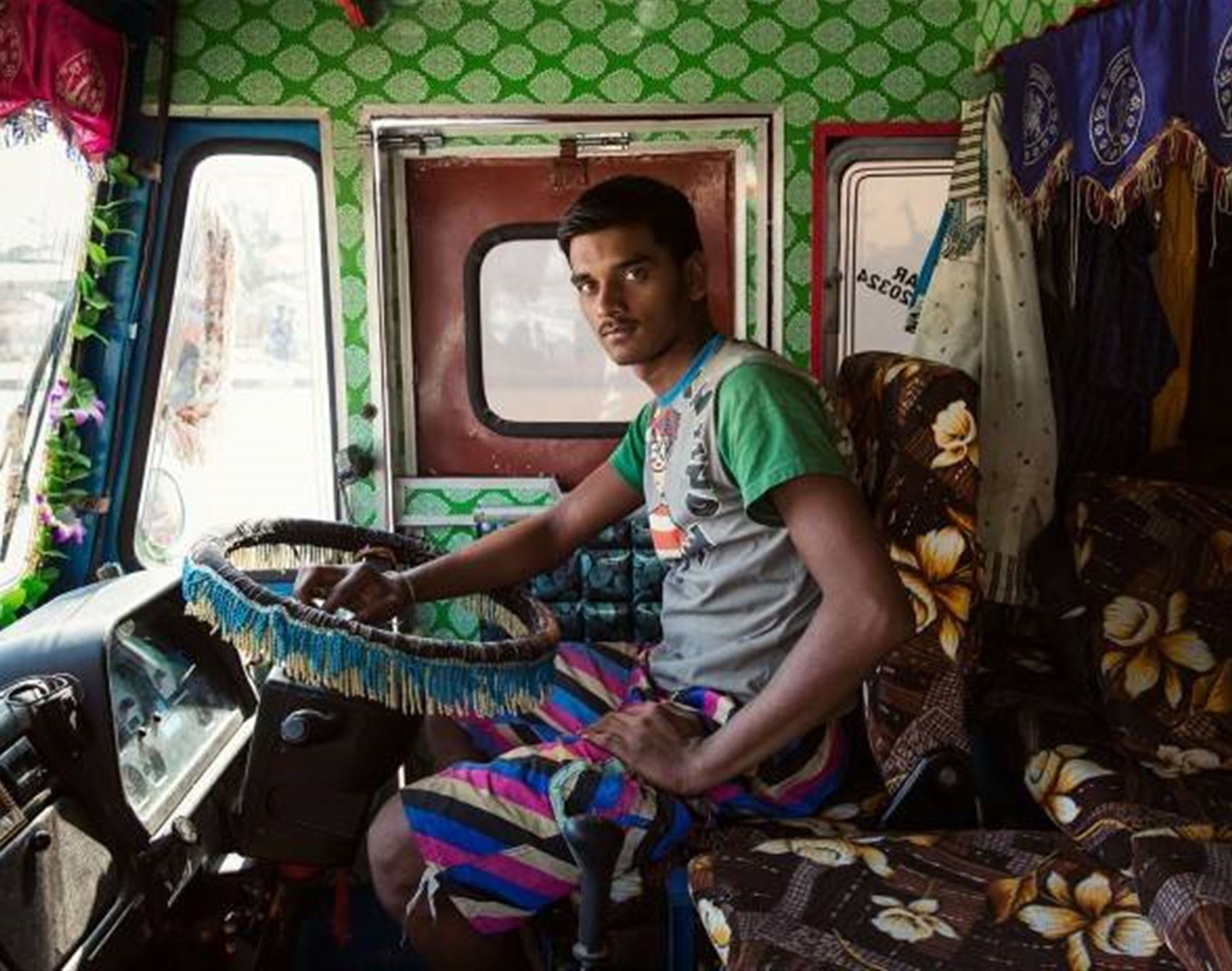 the decorated trucks of india