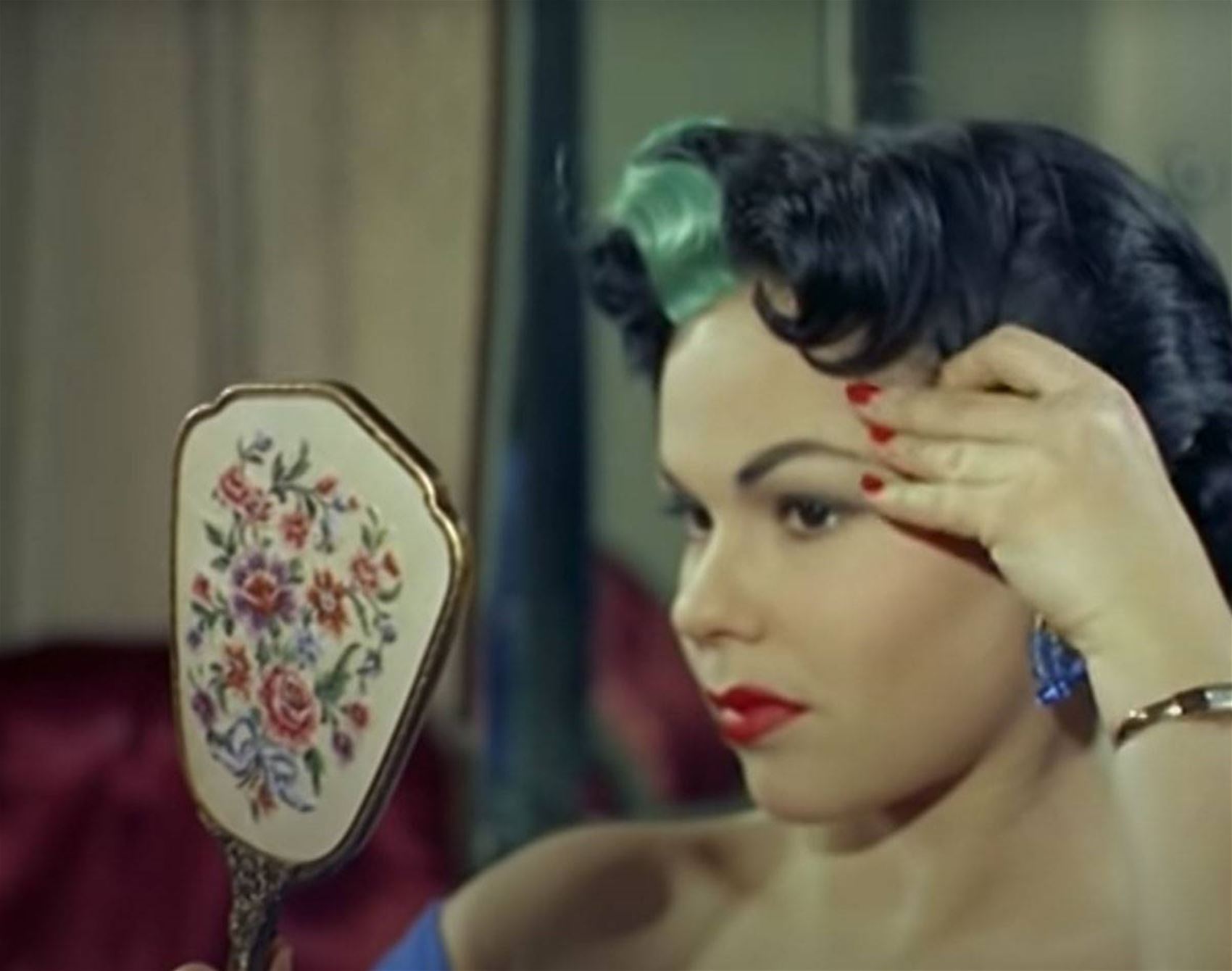 check out these two-tone hairstyles from the ’50s