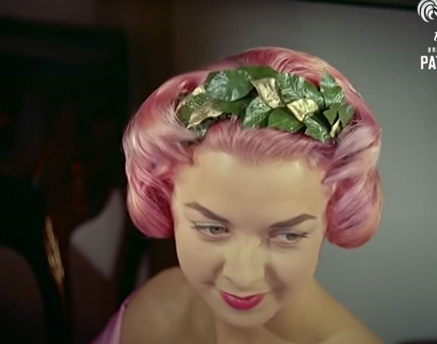 check out these two-tone hairstyles from the ’50s
