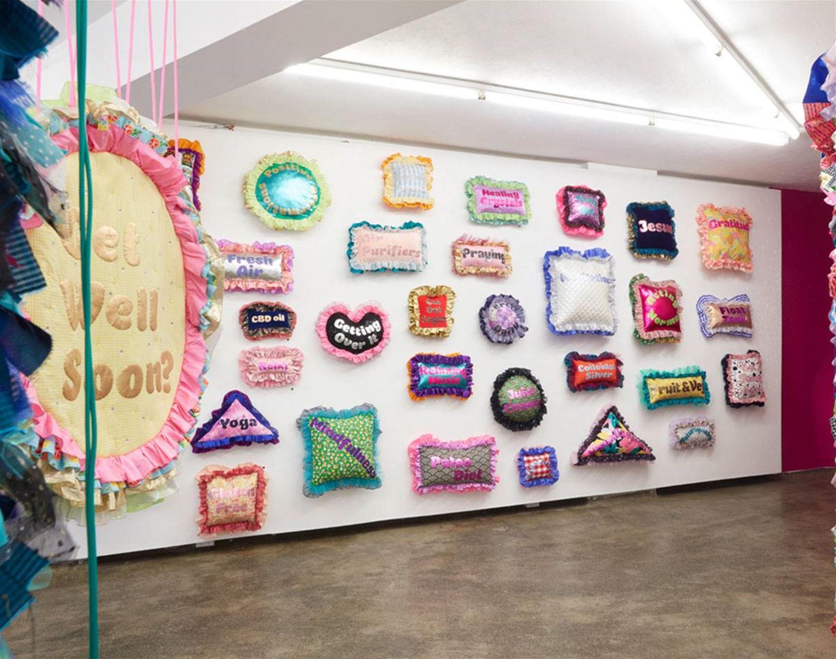 artist interview – amy claire mills' 'unsolicited advice!'