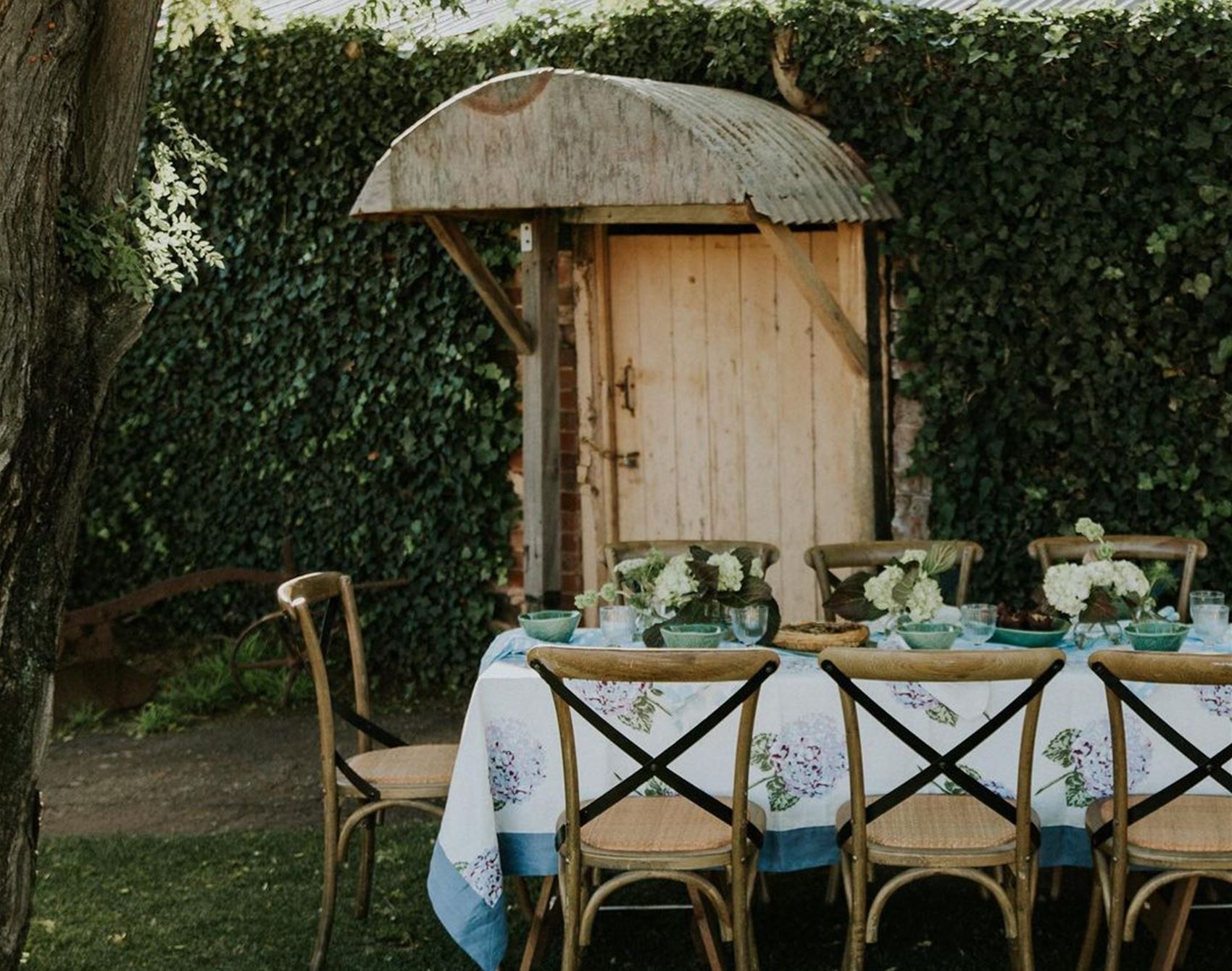 nice napery from bright threads