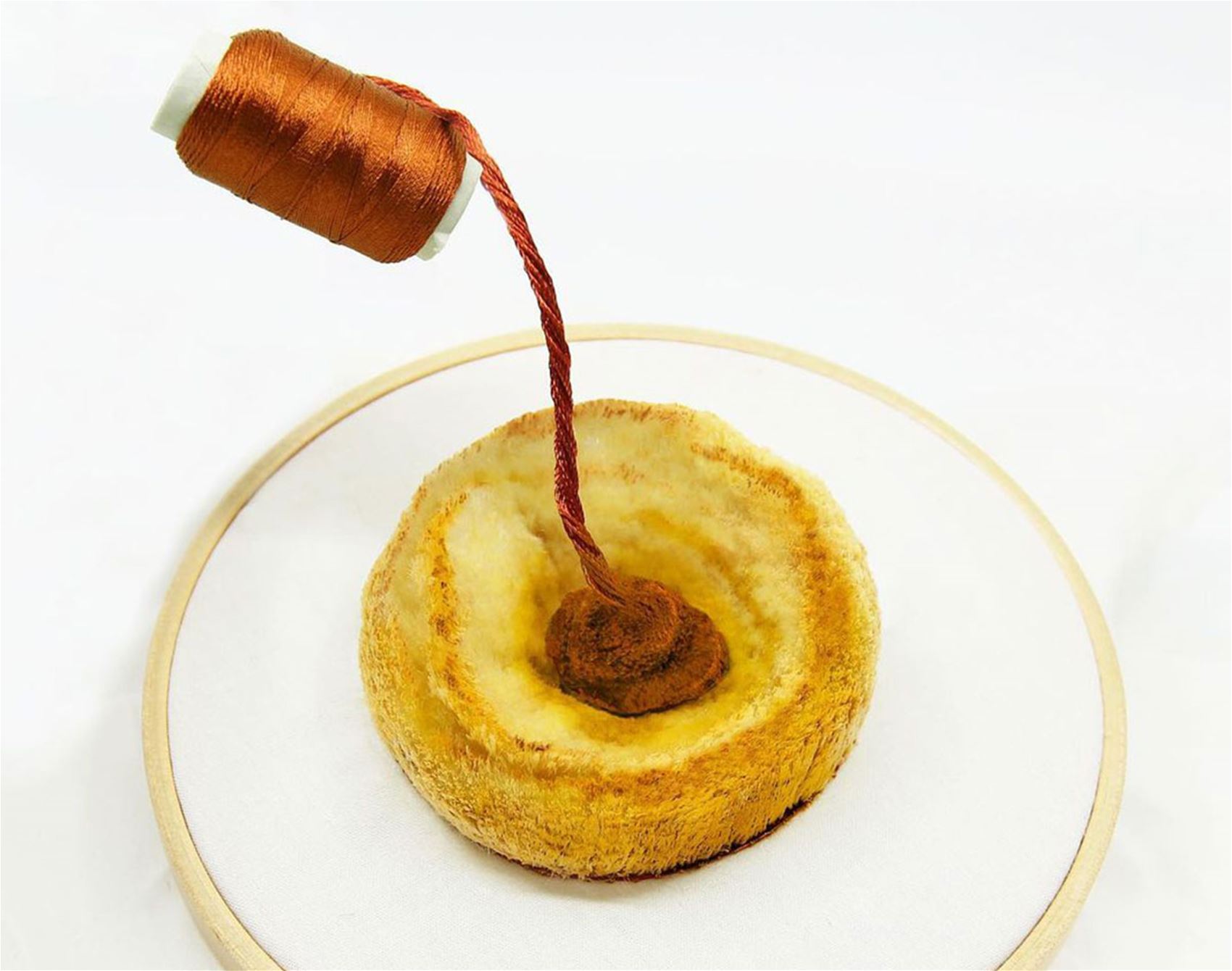 youmeng liu’s 3D embroidered food