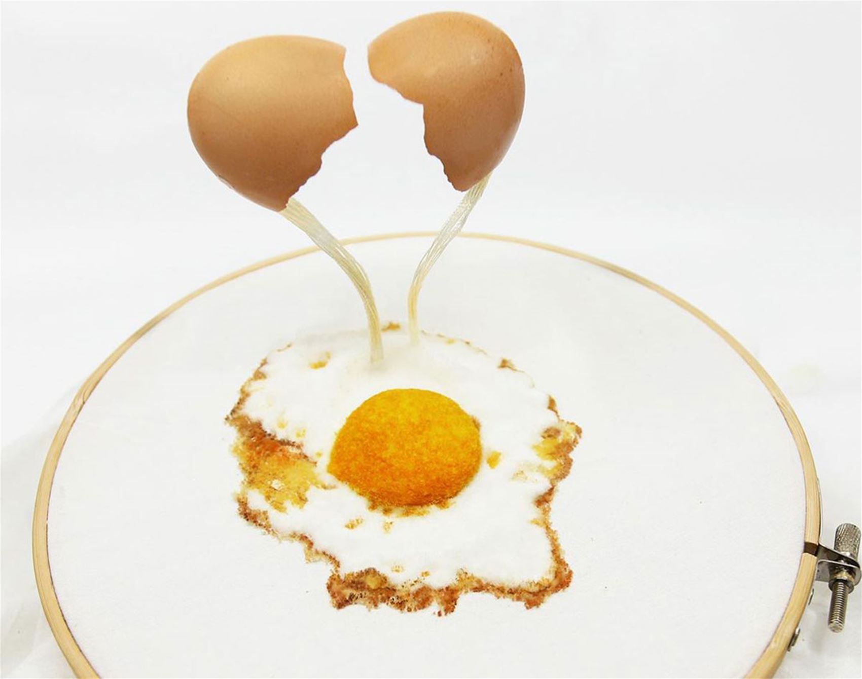 youmeng liu’s 3D embroidered food