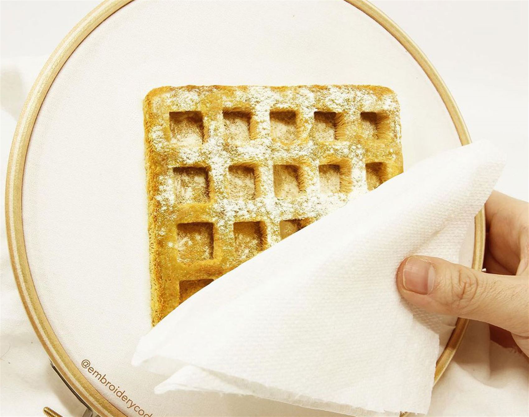 youmeng liu’s 3D embroidered food