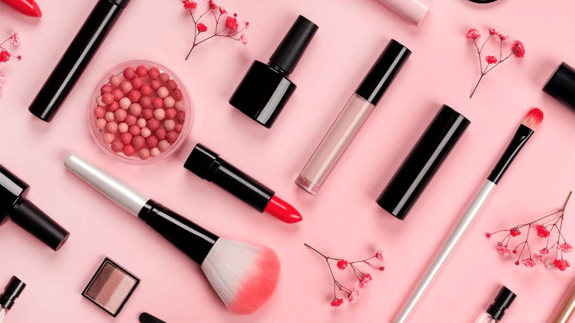 This Simple Makeup Hack Can Give You Clearer, Smoother Skin This Simple Makeup Hack Can Give You Clearer, Smoother Skin