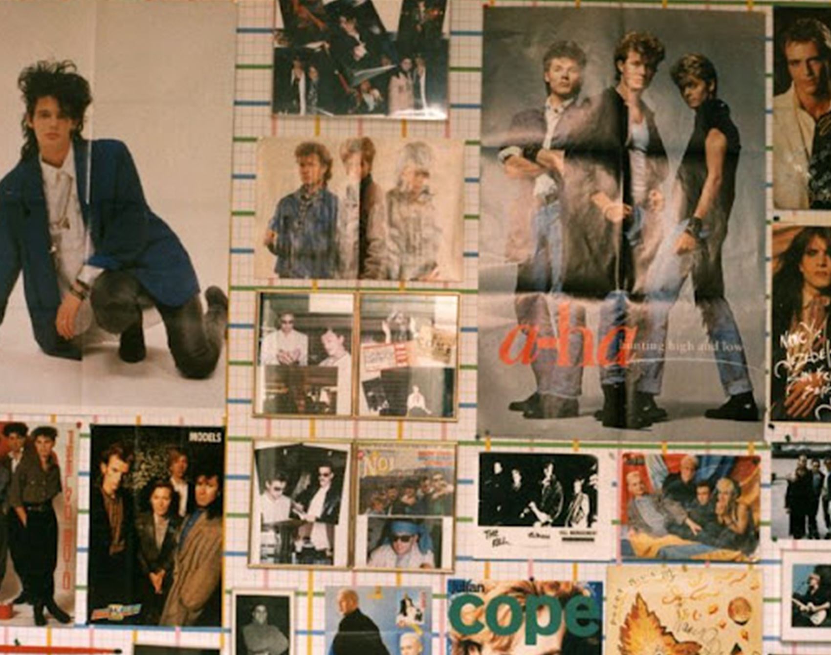peep these vintage snaps of '80s bedrooms