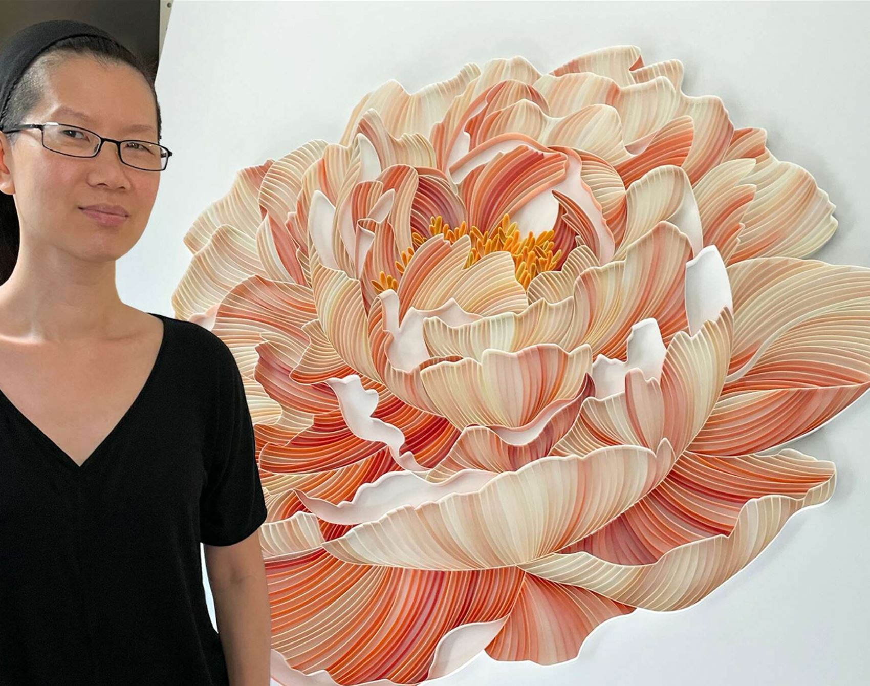 daphne lee creates stunning florals out of paper