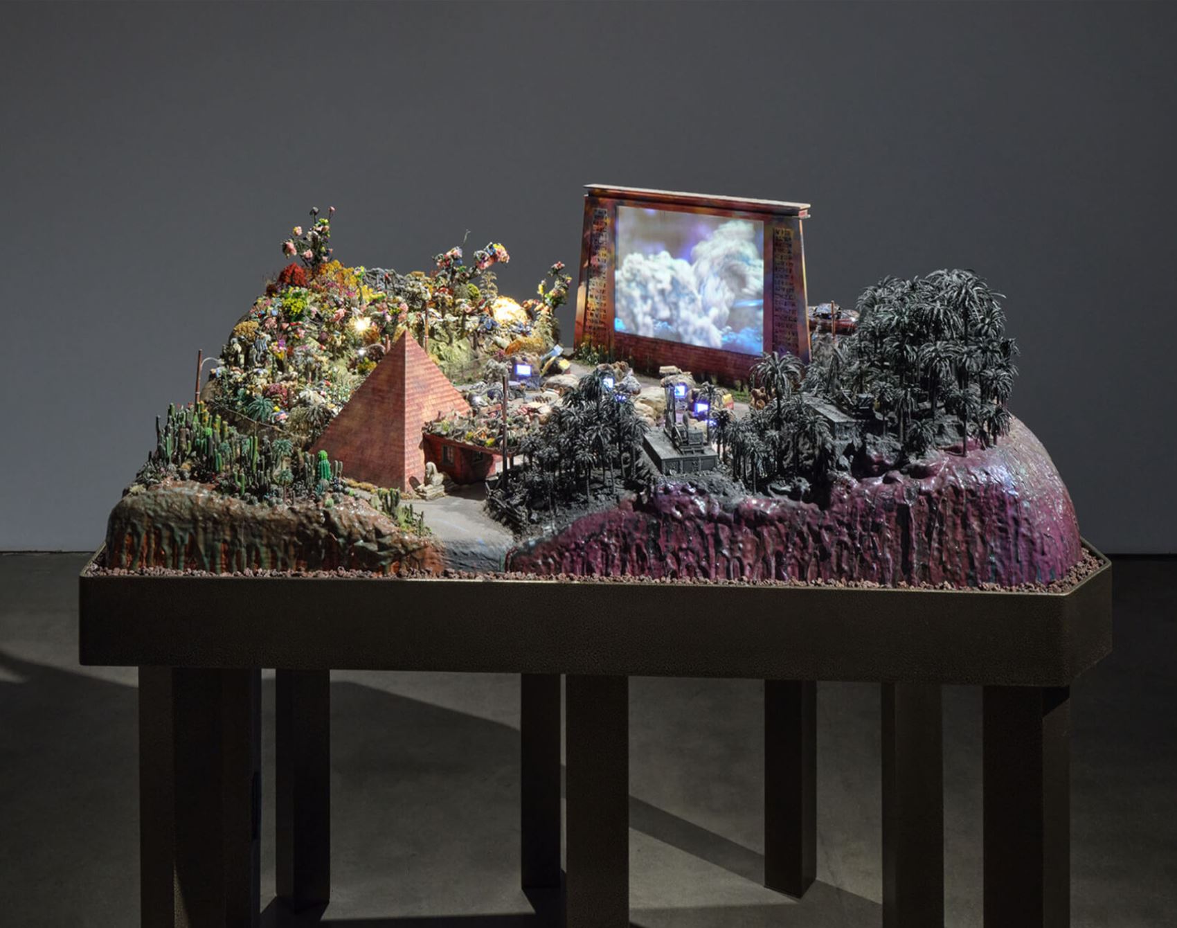spy max hooper schneider’s otherworldly dioramas