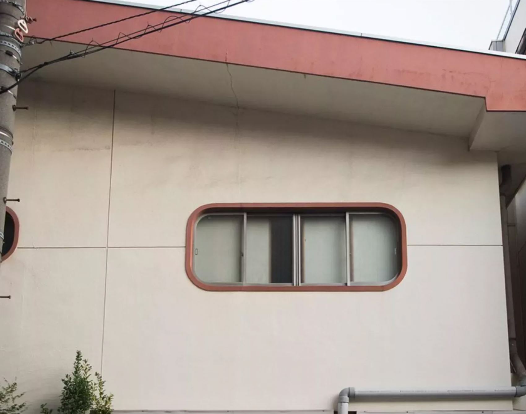 take a gander at the retro windows of japan