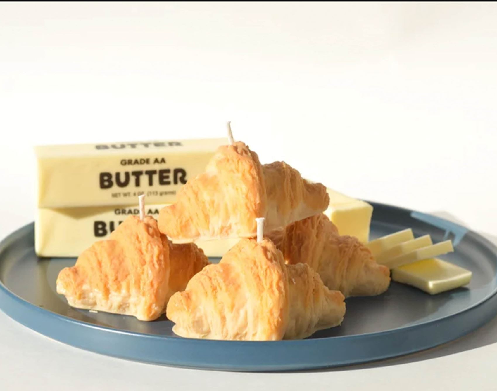 a list of nice-smelling candles