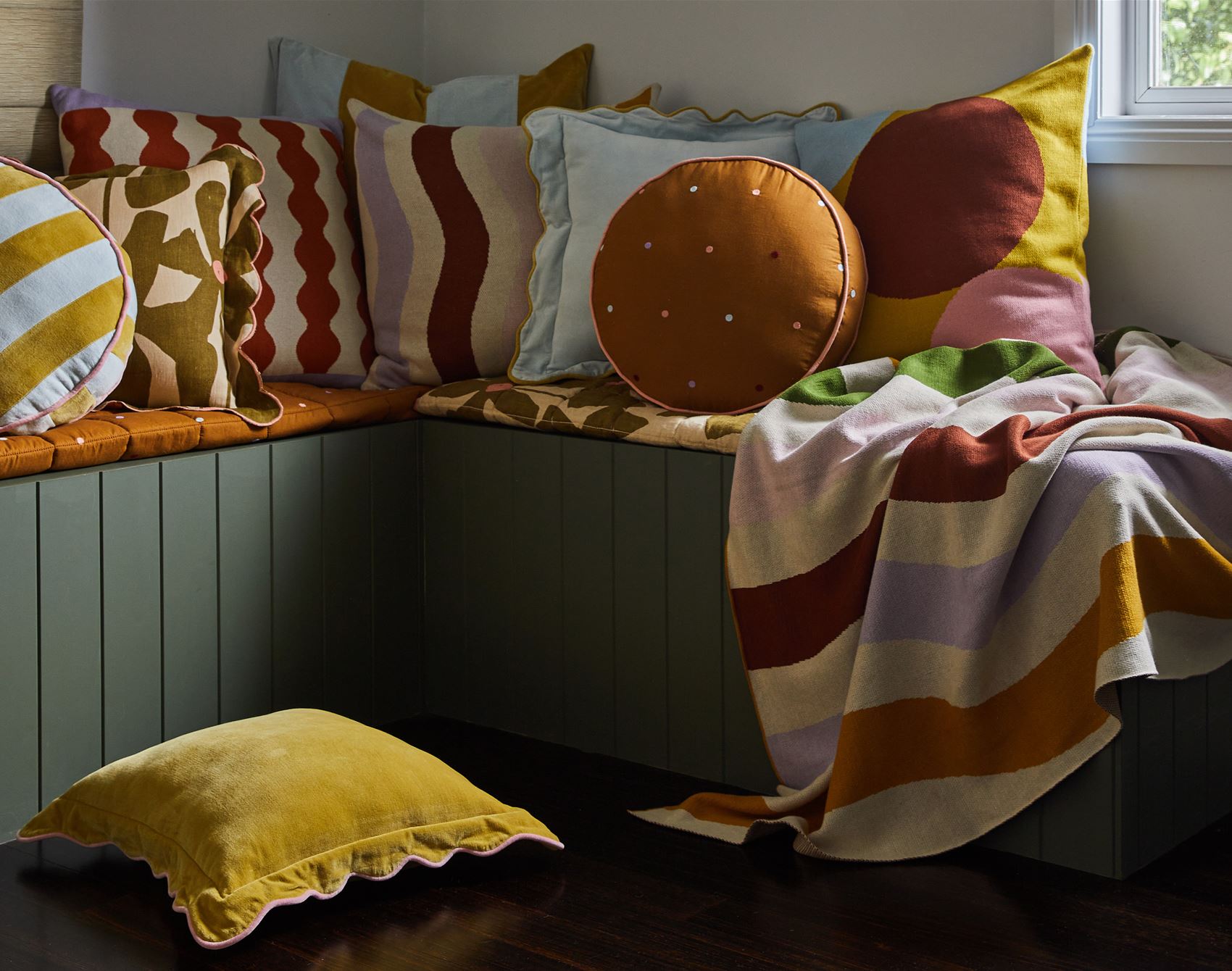 subscribe to frankie to win one of eight mosey me vouchers