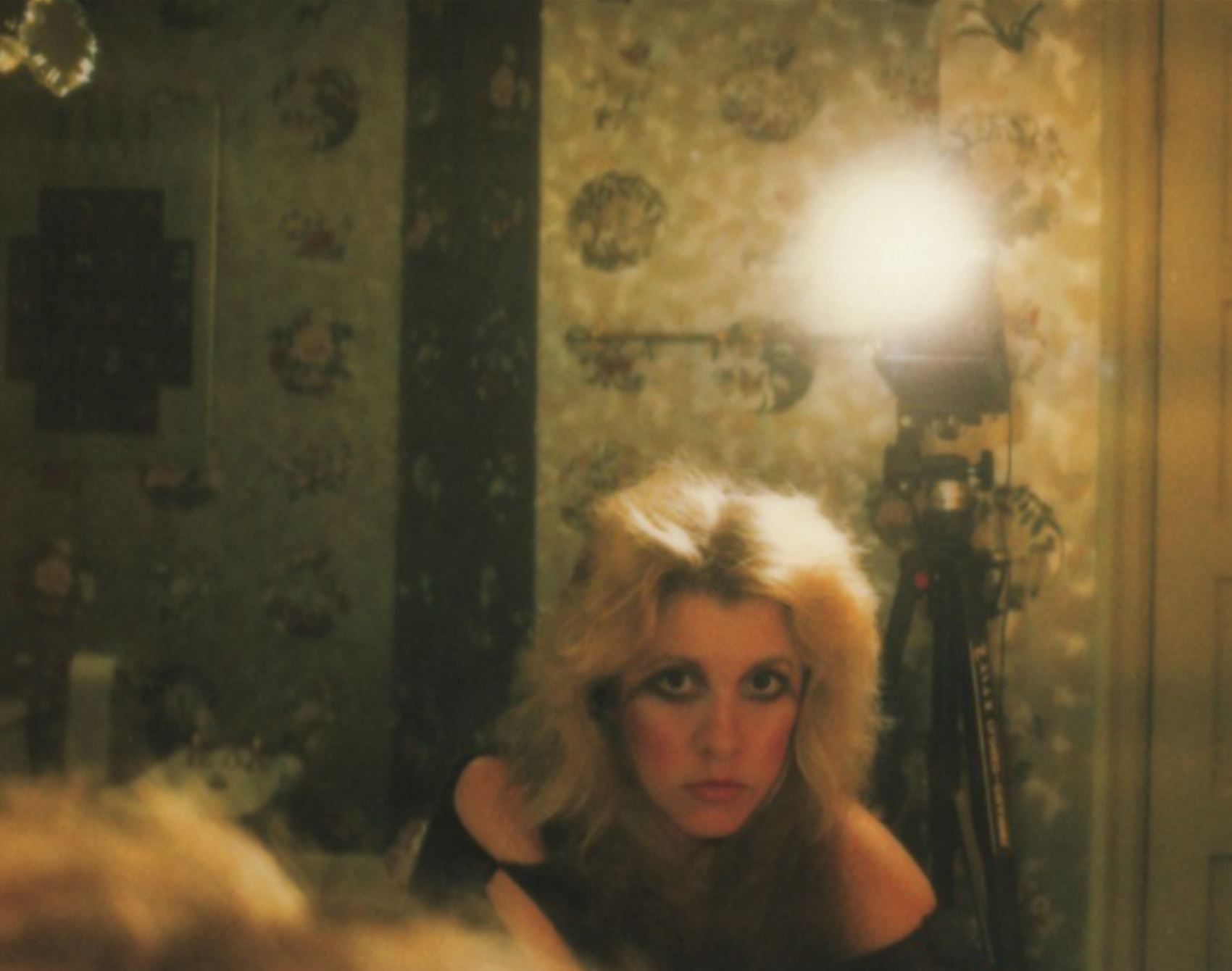 these vintage snaps prove that stevie nicks is forever the queen of cool