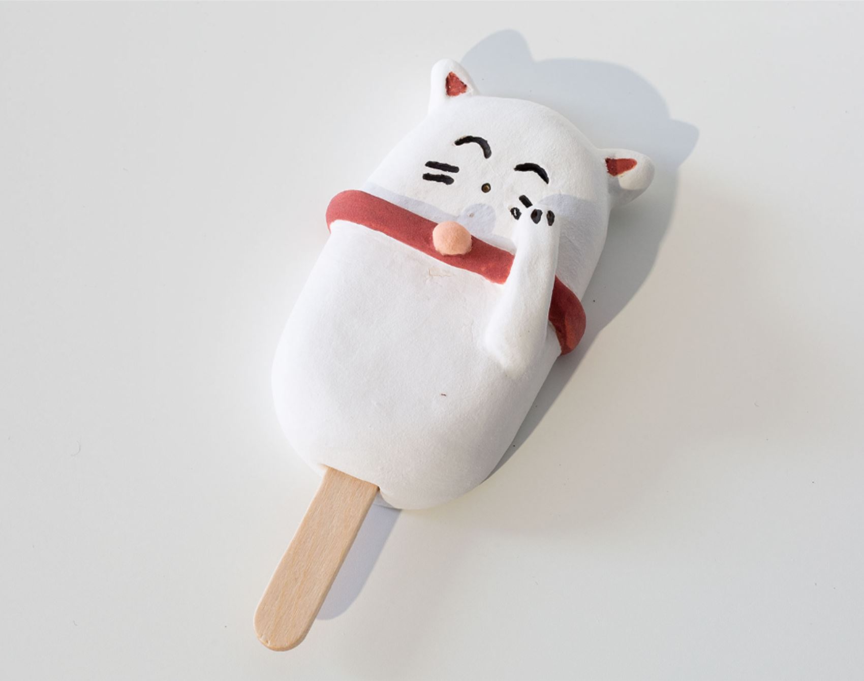 feast your eyes on raymond tan's curious cake ceramics