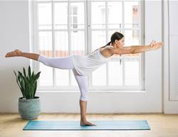 ​4 Effective Core Exercises For Pilates Beginners