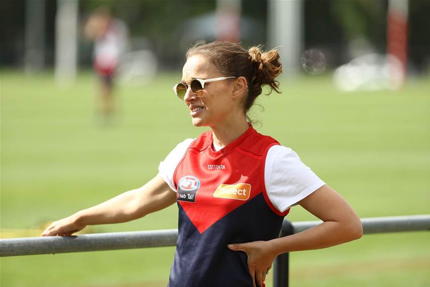 Natalie Portman meets Melbourne Demons - pic special Natalie Portman meets Melbourne Demons - pic special