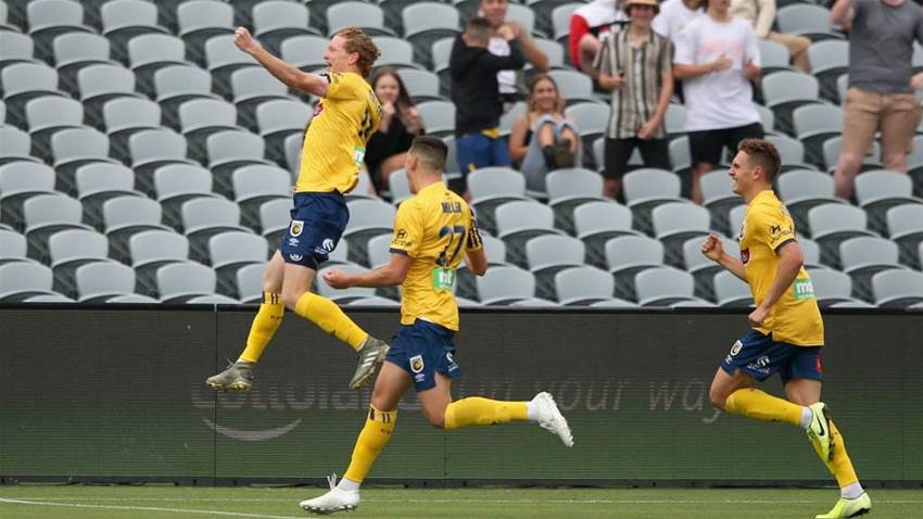 Central Coast Mariners 'finally get a bit of luck' in hoodoo-beating Adelaide win Central Coast Mariners 'finally get a bit of luck' in hoodoo-beating Adelaide win