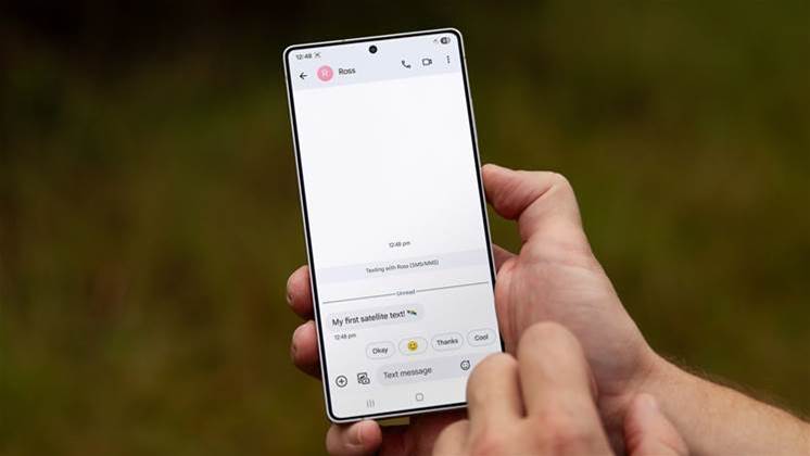 Telstra launches satellite messaging service