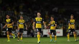 Treble-winning Mariners enter ALM's greatest debate