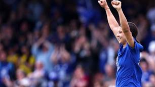 Sam Kerr wins fifth straight WSL title with Chelsea